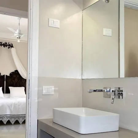 Glicine A Due Passi Dal Mare Holiday home *